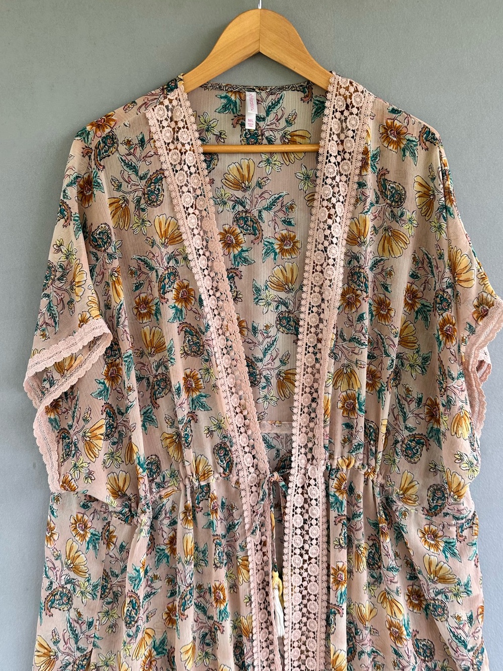 ๐5 for $45๐ Xhilaration open top kimono size M/L - Picture 5 of 7